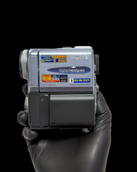Sony Digital Handycam DCR-PC8E MiniDV Camcorder – Silver